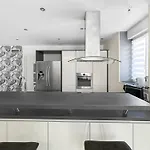 Escapade Champenoise - Maison Familiale Paisible Avec Terrasse Et Jardin Wez