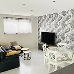 Escapade Champenoise - Maison Familiale Paisible Avec Terrasse Et Jardin * Wez