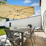 Holiday home Escapade Champenoise - Maison Familiale Paisible Avec Terrasse Et Jardin