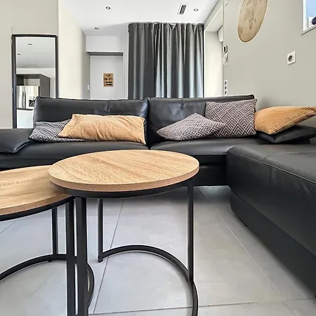 Ferienhaus Maison Cosy Avec Jardin & Piscine Chauffee *