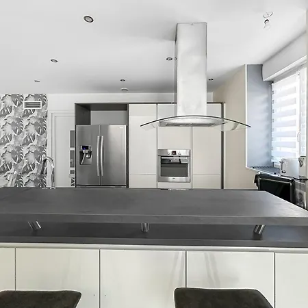 Maison Cosy Avec Jardin & Piscine Chauffee Wez