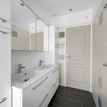 Maison Cosy Avec Jardin & Piscine Chauffee Wez